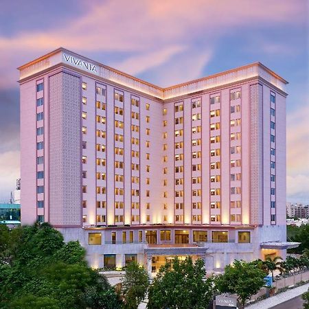 Vivanta Ahmedabad Sg Highway Bagian luar foto
