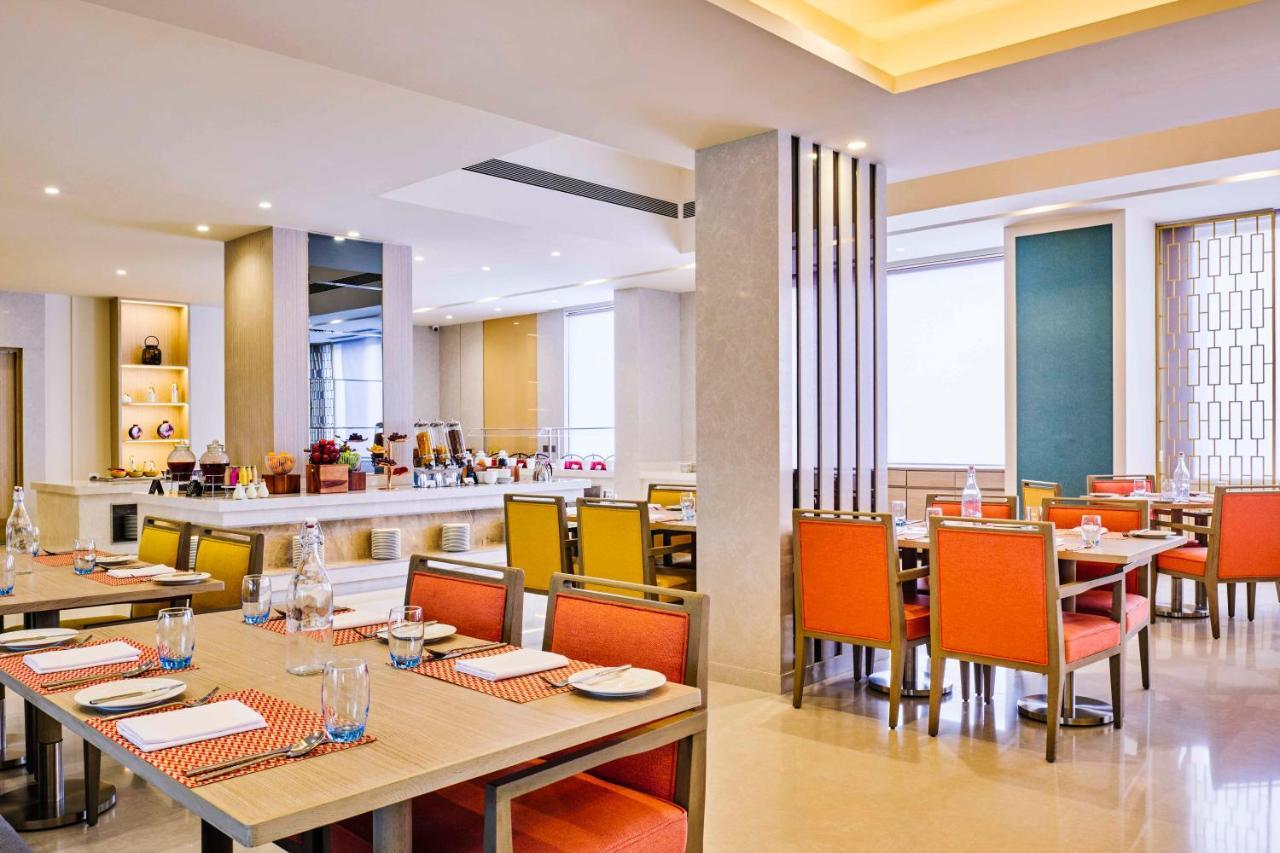 Vivanta Ahmedabad Sg Highway Bagian luar foto