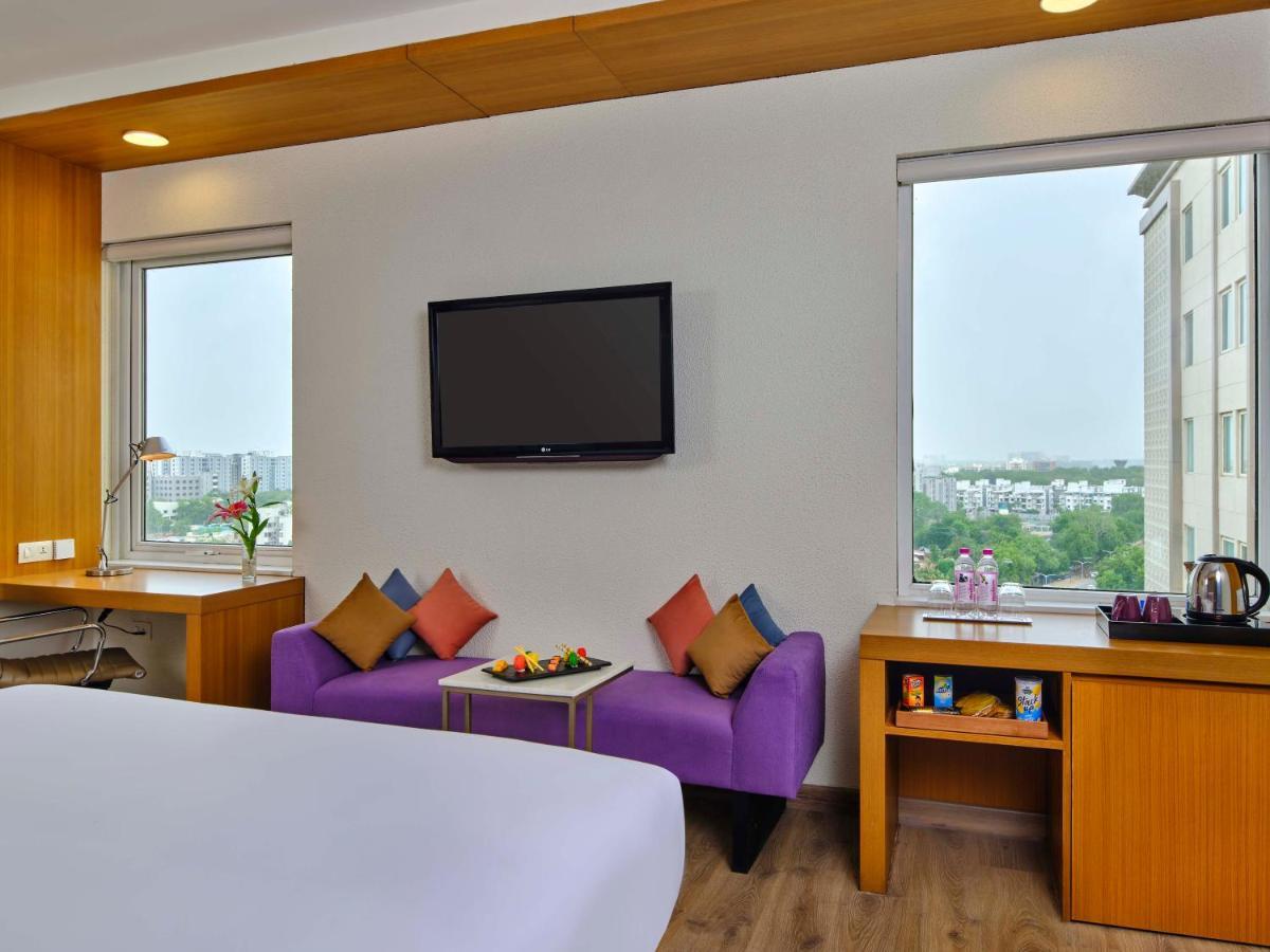 Vivanta Ahmedabad Sg Highway Bagian luar foto