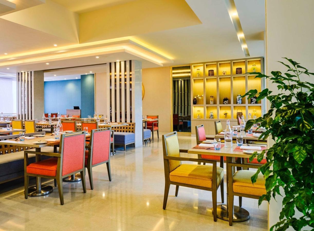 Vivanta Ahmedabad Sg Highway Bagian luar foto
