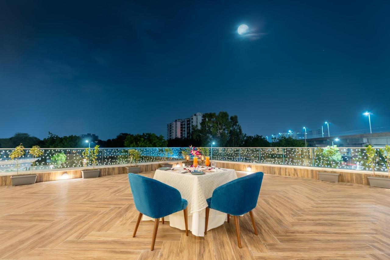 Vivanta Ahmedabad Sg Highway Bagian luar foto
